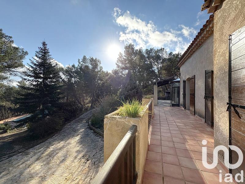 Maison - 182 m² - 6 pièces