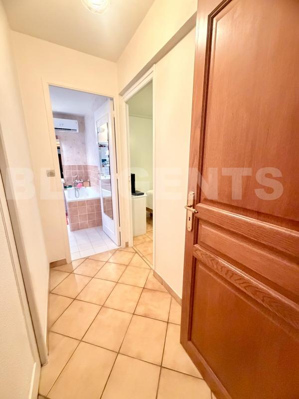 Maison traditionnelle - 160 m² - 7 pièces