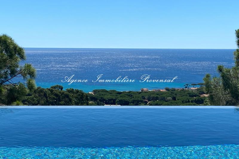 Villa - 360 m² - 6 pièces