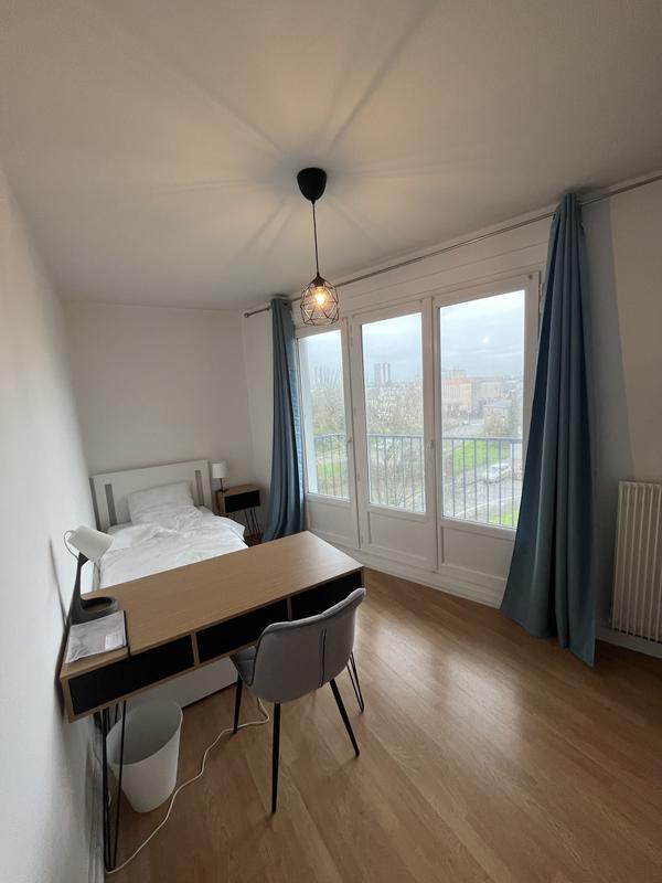 Appartement - 105 m² - 5 pièces