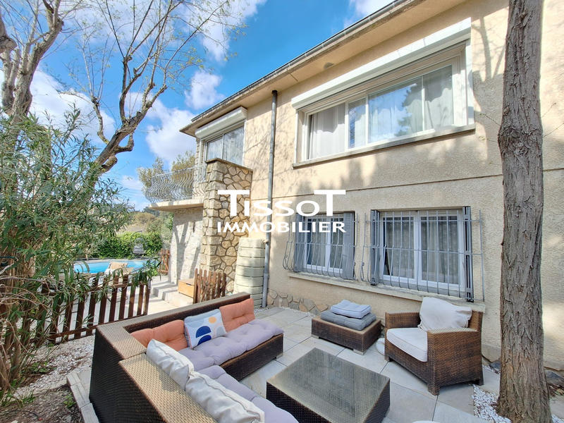 Maison - 193 m² - 6 pièces