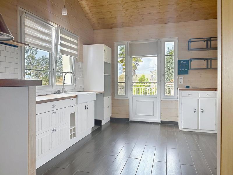 Maison - 177 m² - 9 pièces