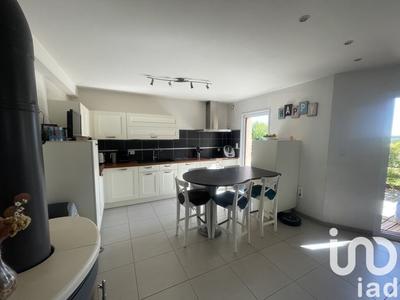 Maison - 182 m² - 8 pièces