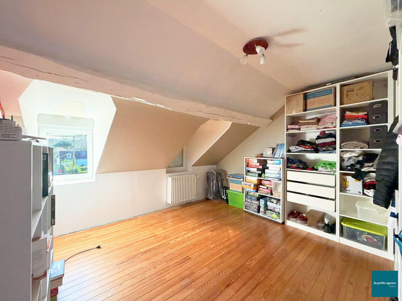 Maison ancienne - 242 m² - 10 pièces