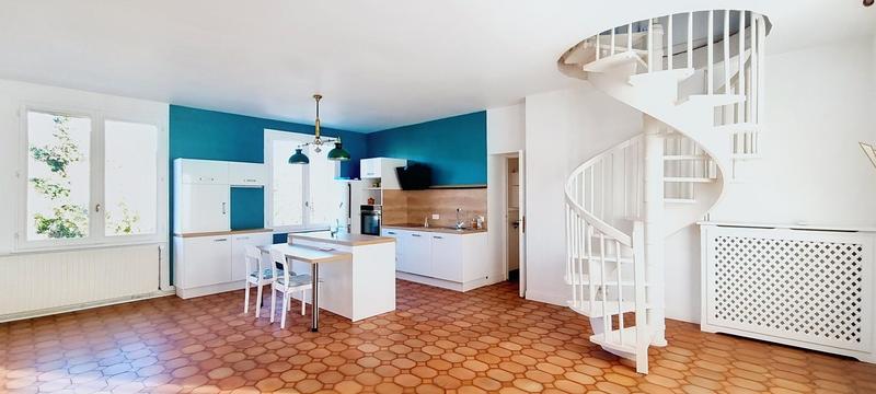 Maison - 140 m² - 6 pièces