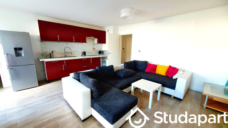 Chambre - 11 m² - 1 pièce