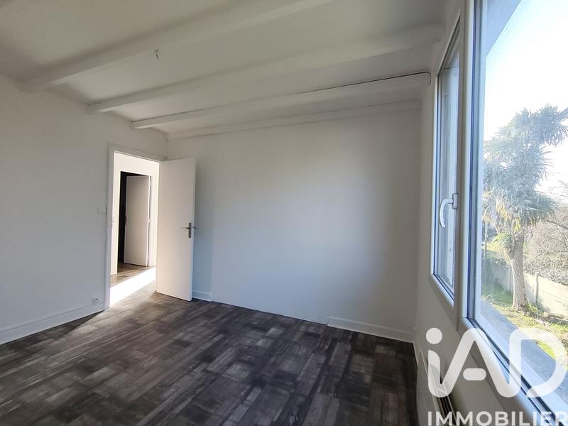 Maison - 99 m² - 5 pièces