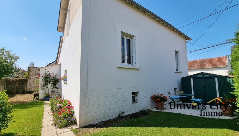 Maison - 80 m² - 4 pièces