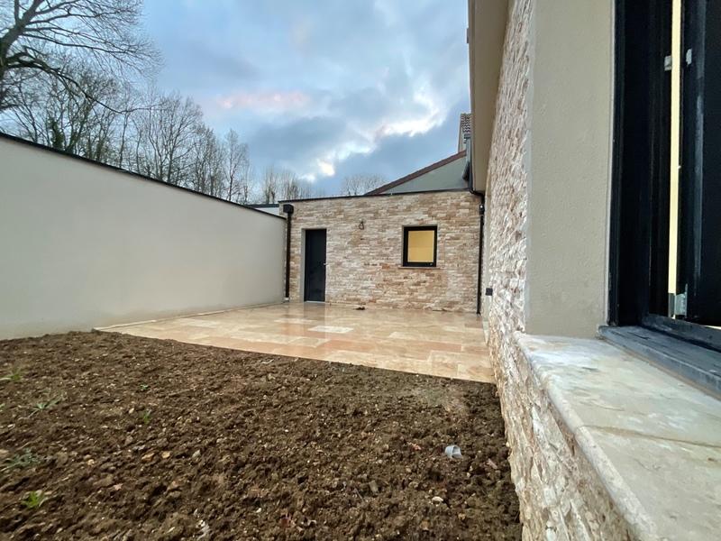 Maison - 111 m² - 5 pièces