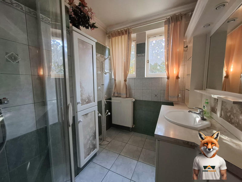 Maison traditionnelle - 150 m² - 7 pièces