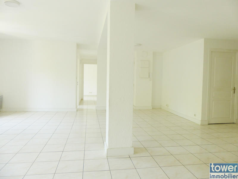 Appartement - 103 m² - 5 pièces