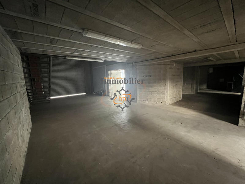 Local commercial - 355 m²