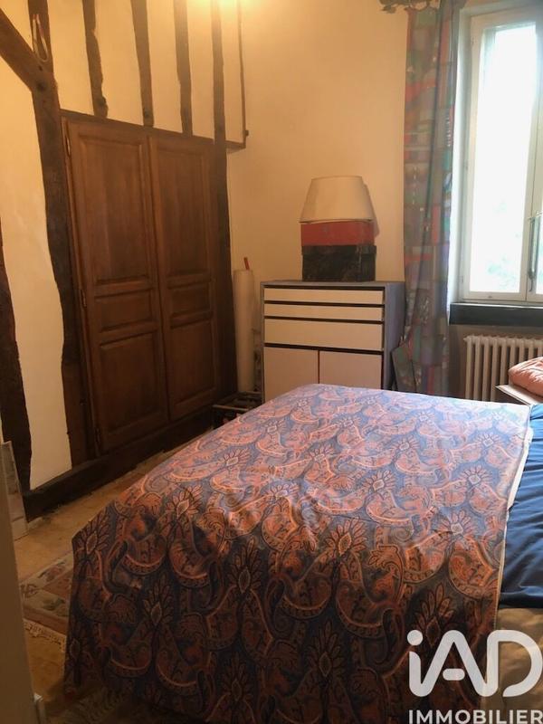 Maison - 495 m² - 8 pièces