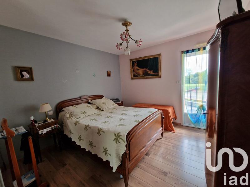 Maison - 360 m² - 10 pièces