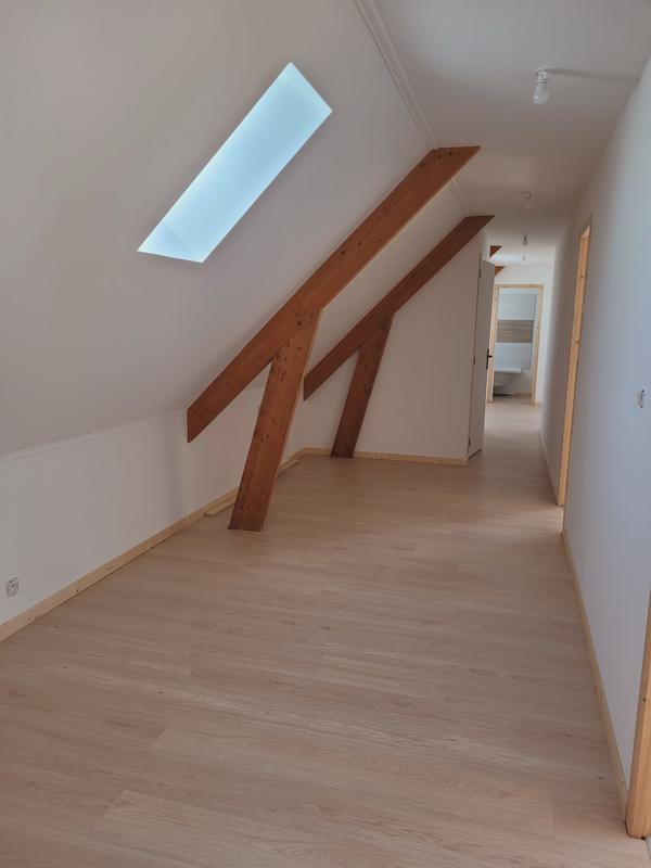 Maison ancienne - 222 m² - 7 pièces