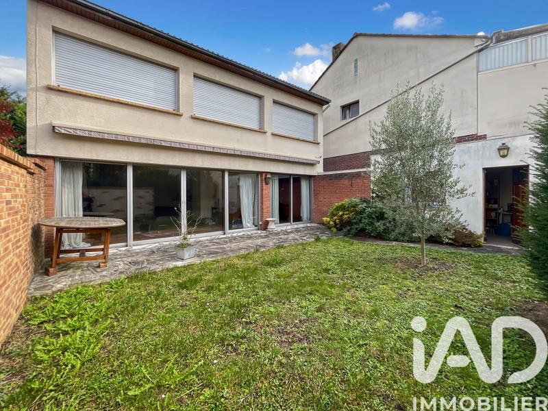 Maison - 103 m² - 5 pièces