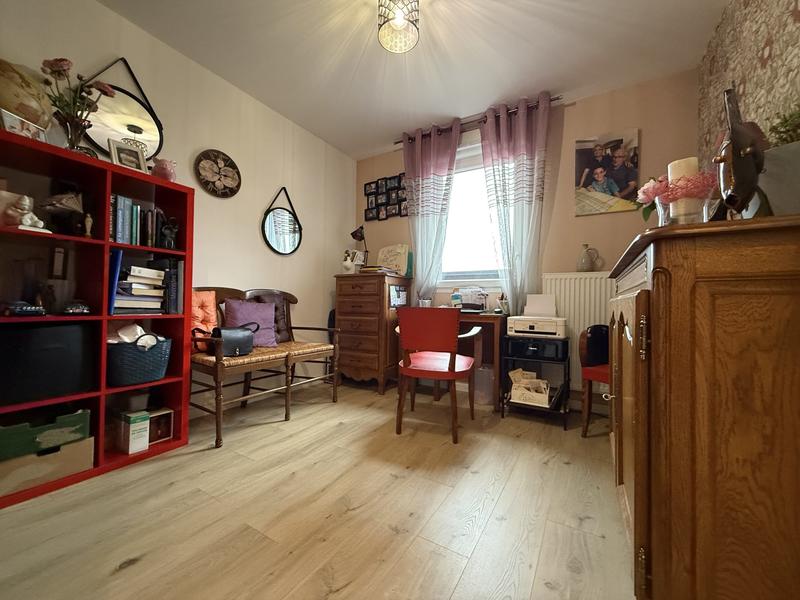 Appartement - 93 m² - 4 pièces