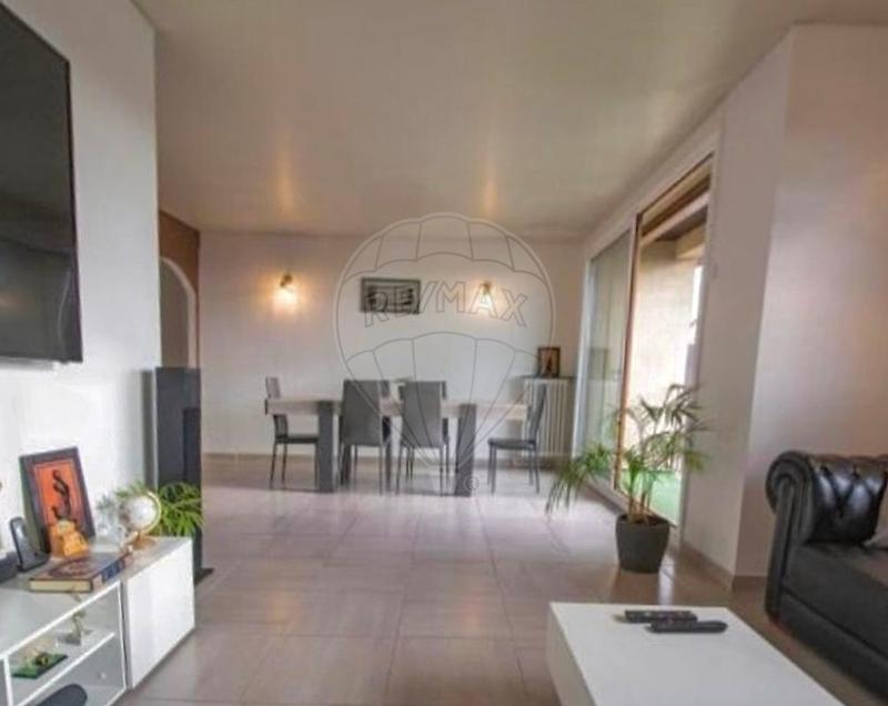 Appartement - 75 m² - 4 pièces