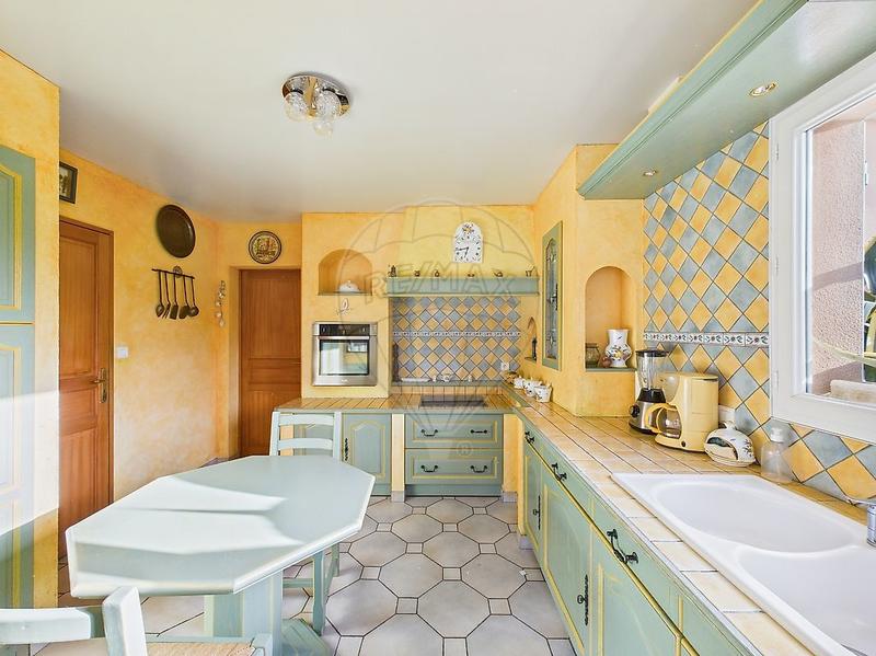 Villa - 177 m² - 6 pièces