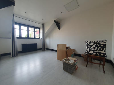 Maison - 232 m² - 10 pièces