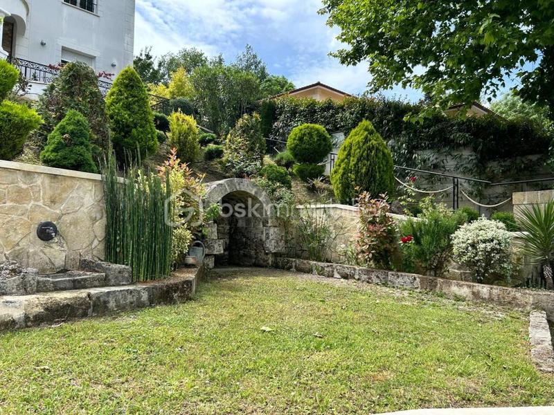 Maison - 164 m² - 6 pièces