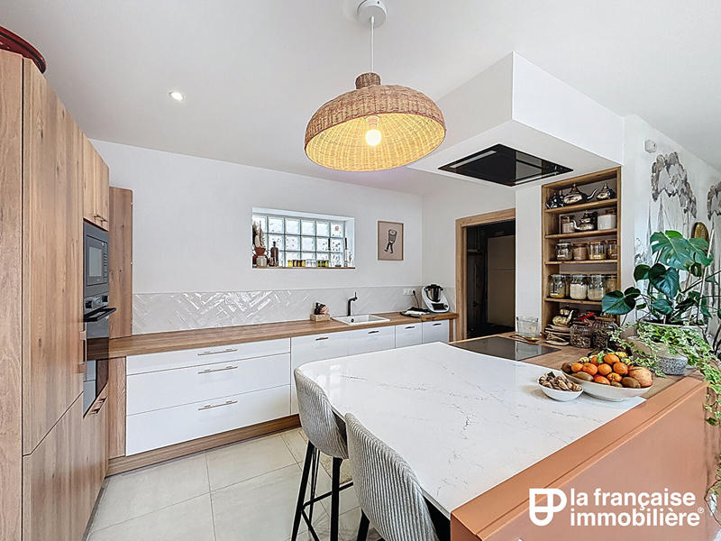 Maison - 145 m² - 6 pièces