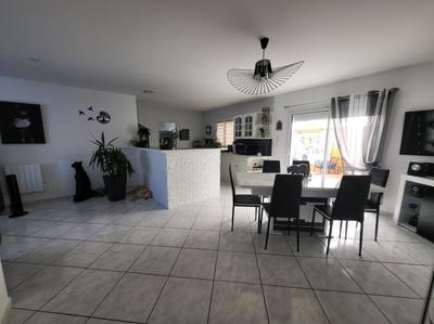 Maison - 103 m² - 6 pièces