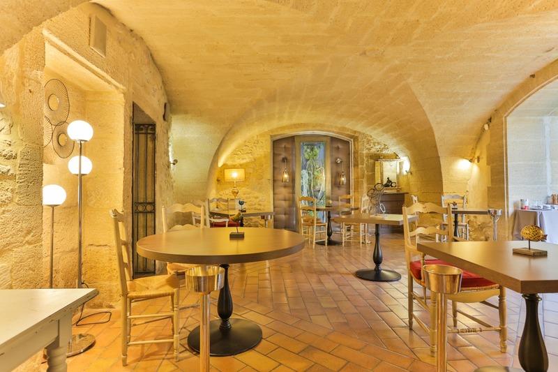 Propriété - 800 m² - 22 pièces