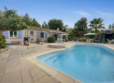 Villa - 144 m² - 6 pièces