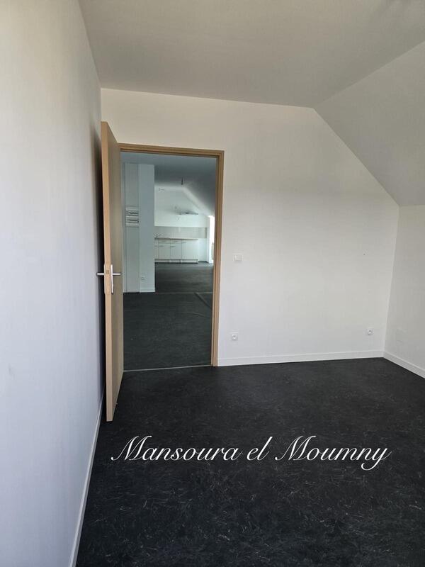 Maison - 209 m² - 8 pièces