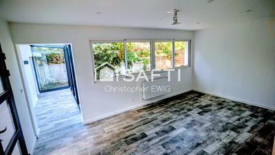 Maison - 180 m² - 6 pièces