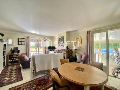 Maison - 130 m² - 7 pièces