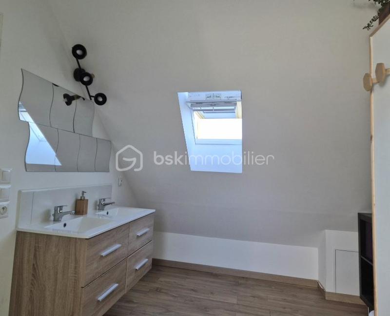 Maison traditionnelle - 122 m² - 6 pièces