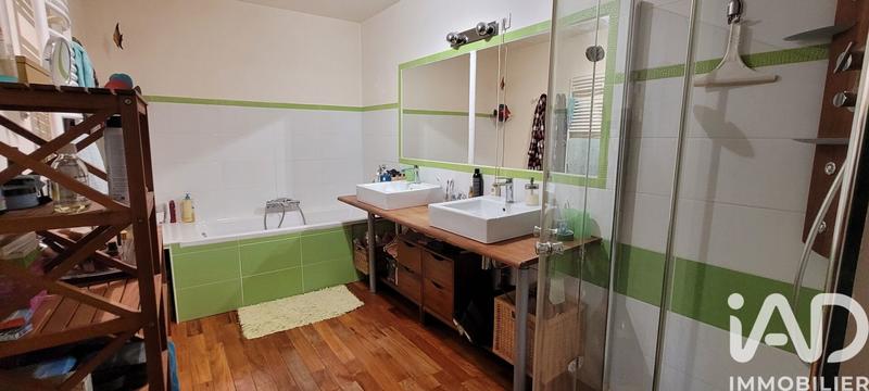 Maison - 265 m² - 6 pièces