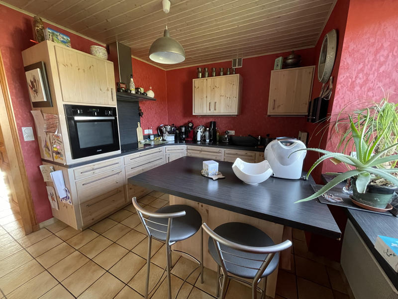 Maison - 139 m² - 7 pièces