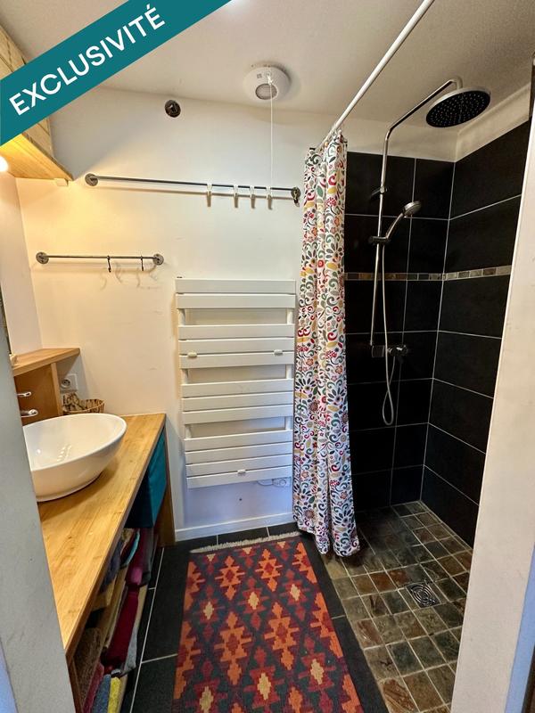 Maison - 271 m² - 9 pièces