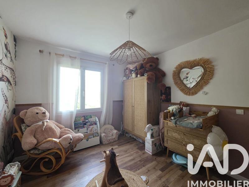 Maison - 99 m² - 5 pièces