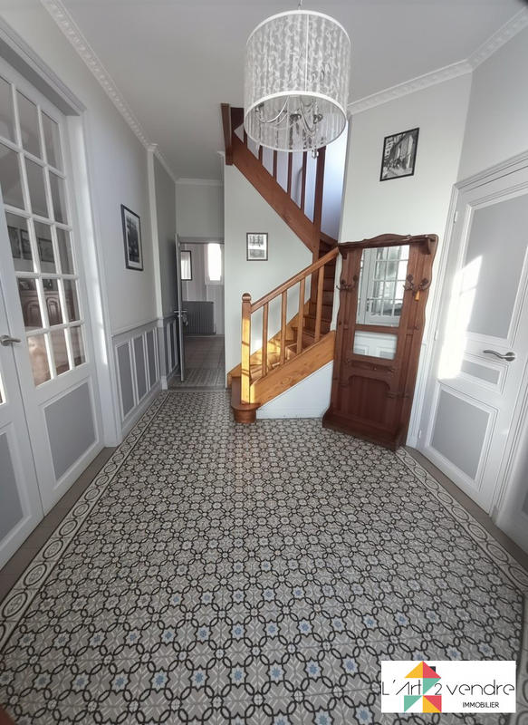 Maison ancienne - 142 m² - 6 pièces