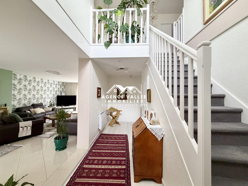 Maison - 160 m² - 7 pièces