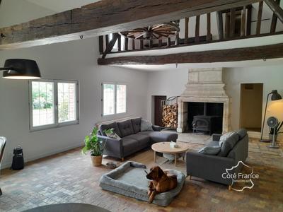 Propriété - 200 m² - 6 pièces