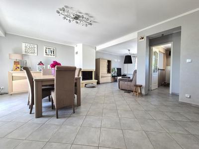 Maison - 123 m² - 5 pièces