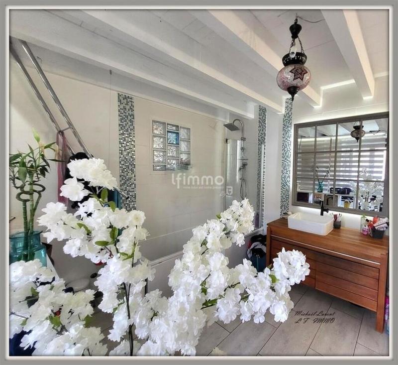 Maison - 161 m² - 6 pièces