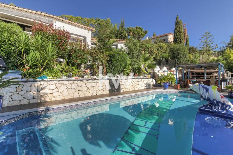 Maison - 147 m² - 6 pièces