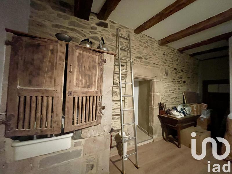 Maison - 422 m² - 8 pièces