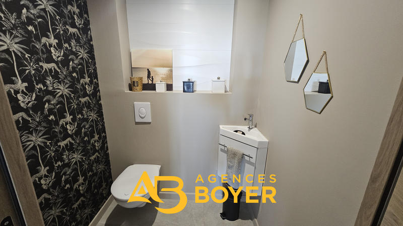 Appartement - 125 m² - 5 pièces