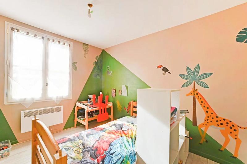 Maison - 220 m² - 9 pièces