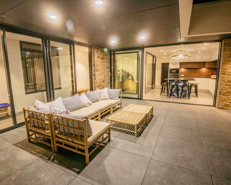 Maison - 236 m² - 8 pièces