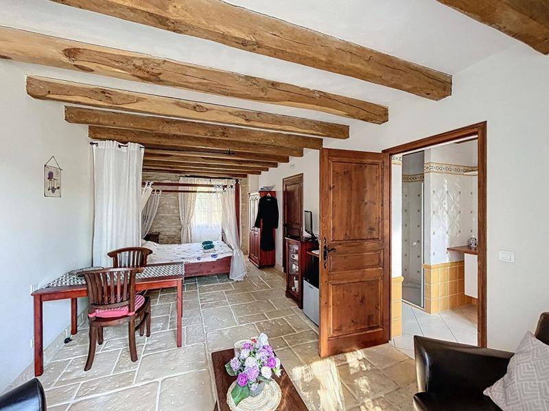 Maison - 350 m² - 12 pièces