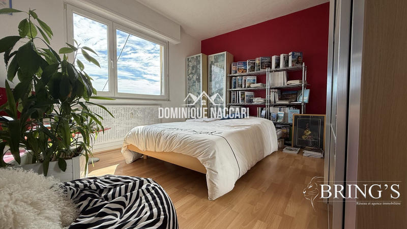 Appartement - 83 m² - 3 pièces