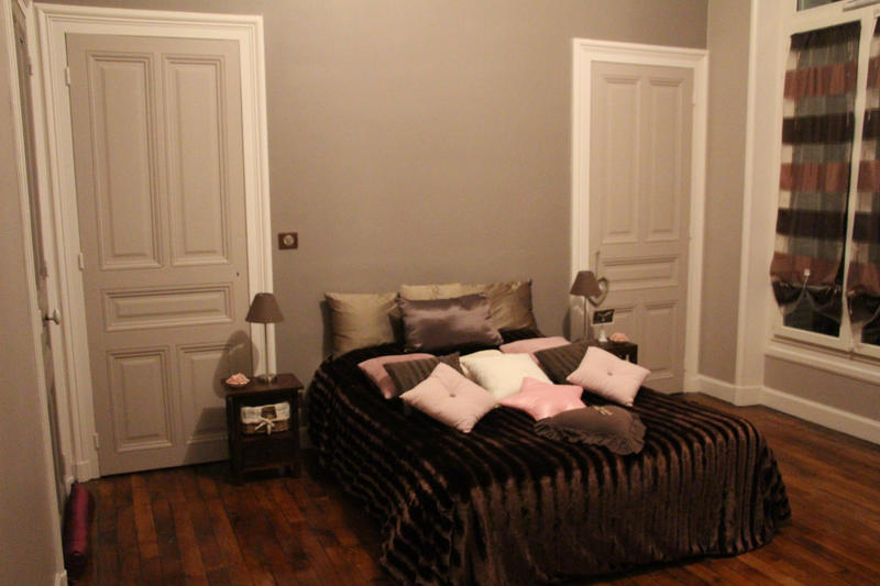 Propriété - 523 m² - 10 pièces